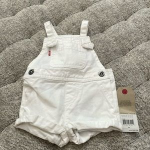 Levi’s shortalls size 3 mths